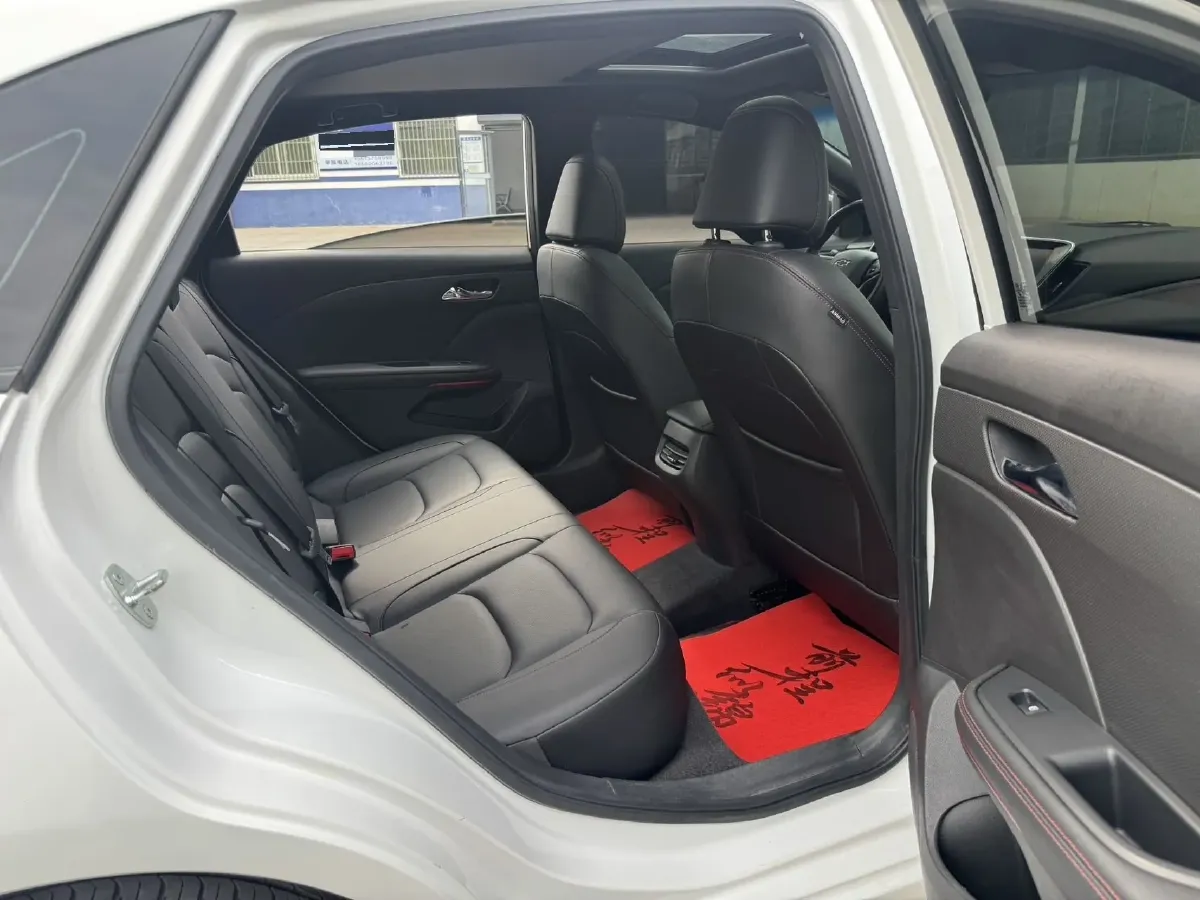 2019 Chevrolet Monza 1.3T 163HP L3 6AT,autocango,china used car exporter,china ev exporter,chinese used car exporter,chinese used ev exporter