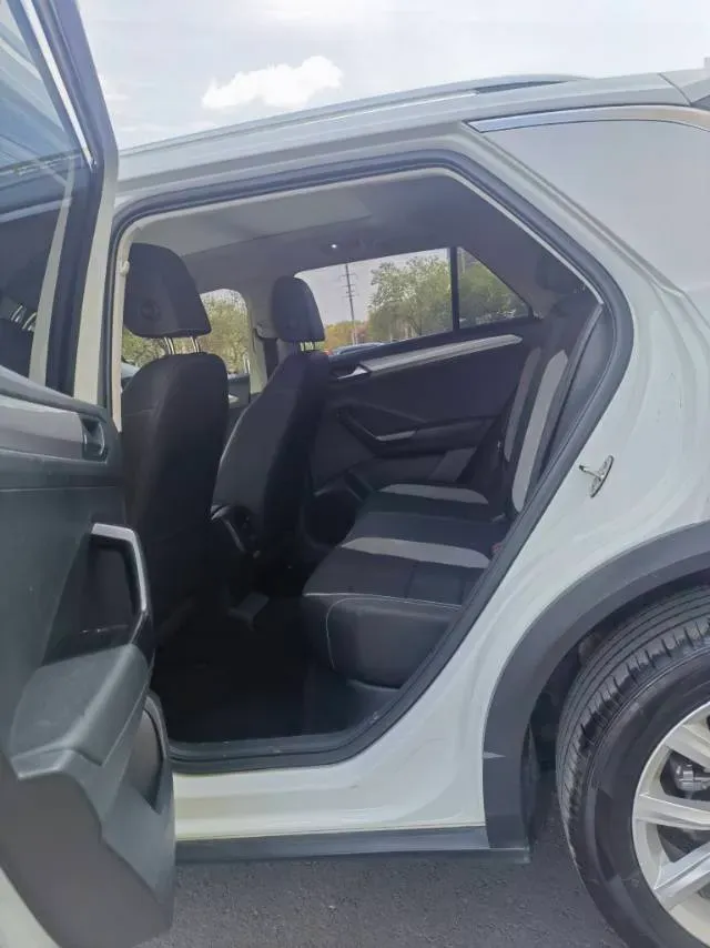 2021 Volkswagen T-Roc 1.4T 150HP L4 7DCT,autocango,china used car exporter,china ev exporter,chinese used car exporter,chinese used ev exporter