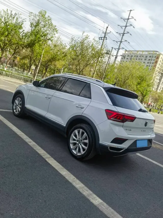 2021 Volkswagen T-Roc 1.4T 150HP L4 7DCT,autocango,china used car exporter,china ev exporter,chinese used car exporter,chinese used ev exporter