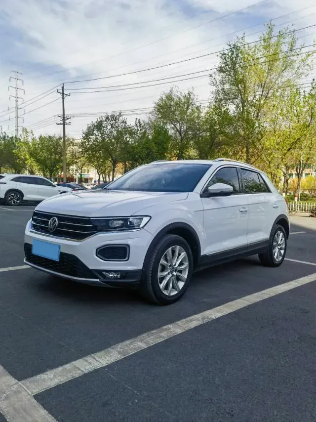2021 Volkswagen T-Roc 1.4T 150HP L4 7DCT,autocango,china used car exporter,china ev exporter,chinese used car exporter,chinese used ev exporter