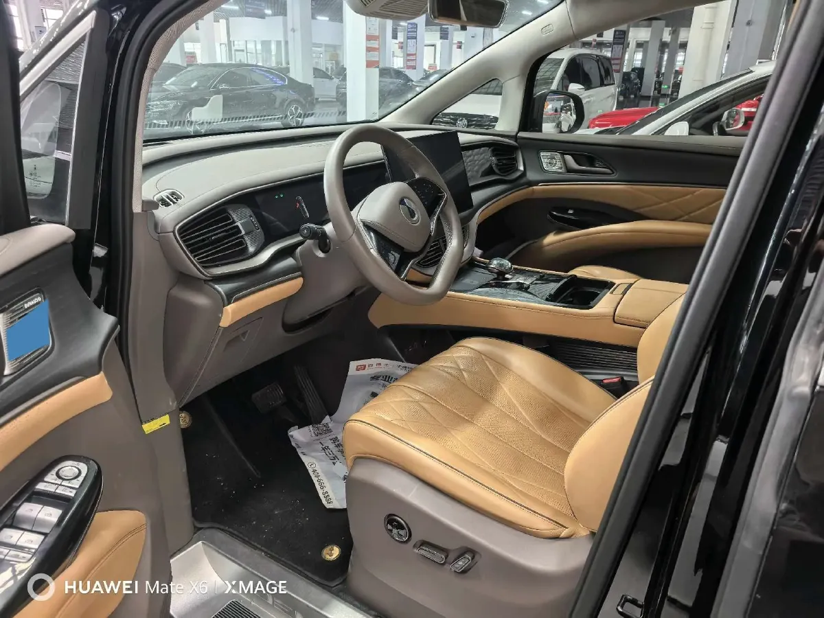 2022 Mercedes-Benz GLC Class 2.0T 197HP L4 9AT,autocango,china used car exporter,china ev exporter,chinese used car exporter,chinese used ev exporter