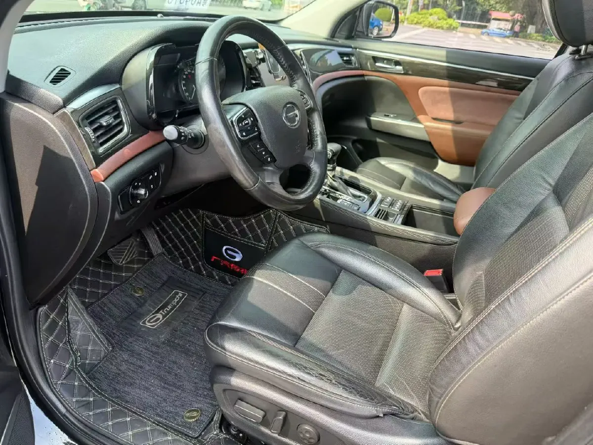 2017 GAC Trumpchi GS8 2.0T 201HP L4 6AT,autocango,china used car exporter,china ev exporter,chinese used car exporter,chinese used ev exporter