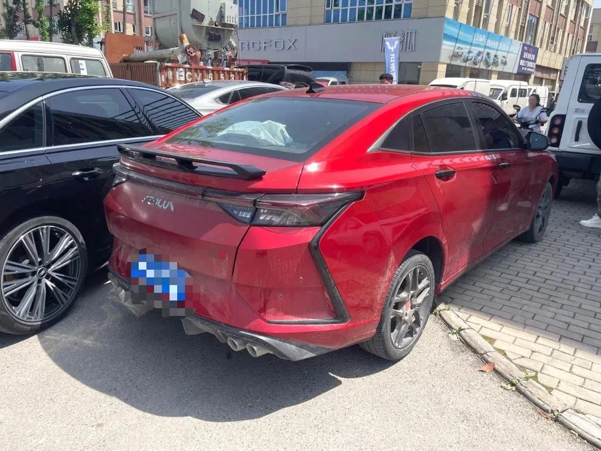 2023 DongFeng Aeolus YiXuan 1.5T 197HP L4 6DCT,autocango,china used car exporter,china ev exporter,chinese used car exporter,chinese used ev exporter