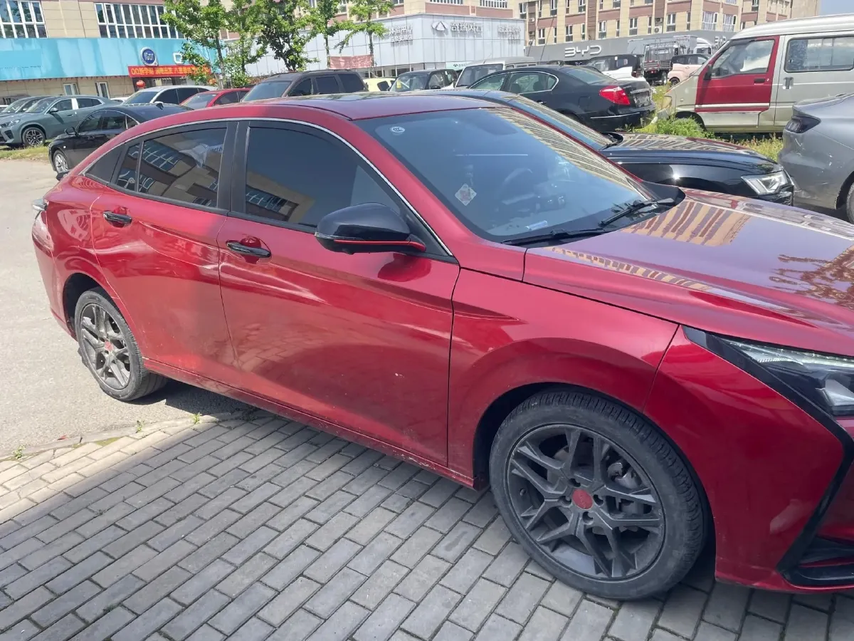 2023 DongFeng Aeolus YiXuan 1.5T 197HP L4 6DCT,autocango,china used car exporter,china ev exporter,chinese used car exporter,chinese used ev exporter