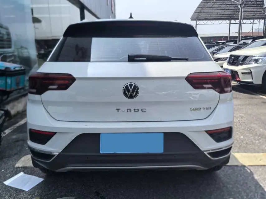 2022 Volkswagen T-Roc 1.4T 150HP L4 7DCT,autocango,china used car exporter,china ev exporter,chinese used car exporter,chinese used ev exporter