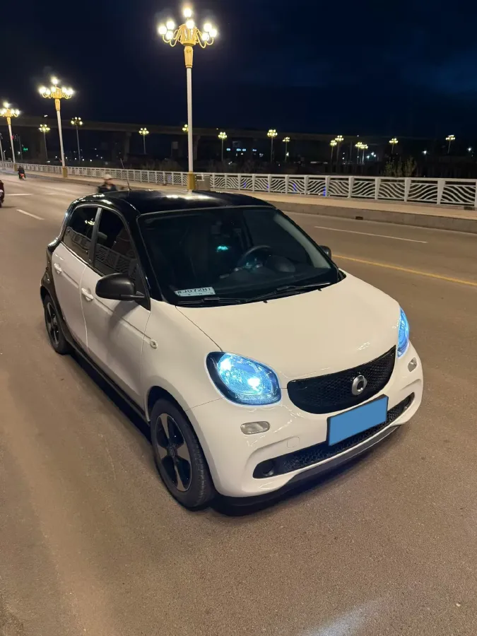 2018 Ford EcoSport 1.0T 125HP L3 6AT,autocango,china used car exporter,china ev exporter,chinese used car exporter,chinese used ev exporter