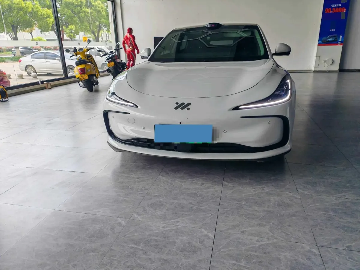 2024 IM L6 BEV 100KWH,autocango,china used car exporter,china ev exporter,chinese used car exporter,chinese used ev exporter