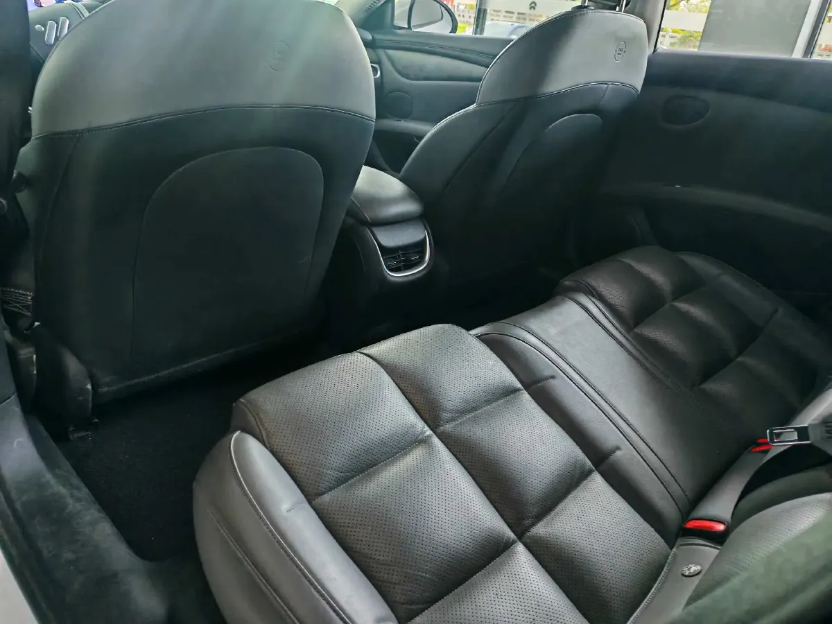 2024 IM L6 BEV 100KWH,autocango,china used car exporter,china ev exporter,chinese used car exporter,chinese used ev exporter