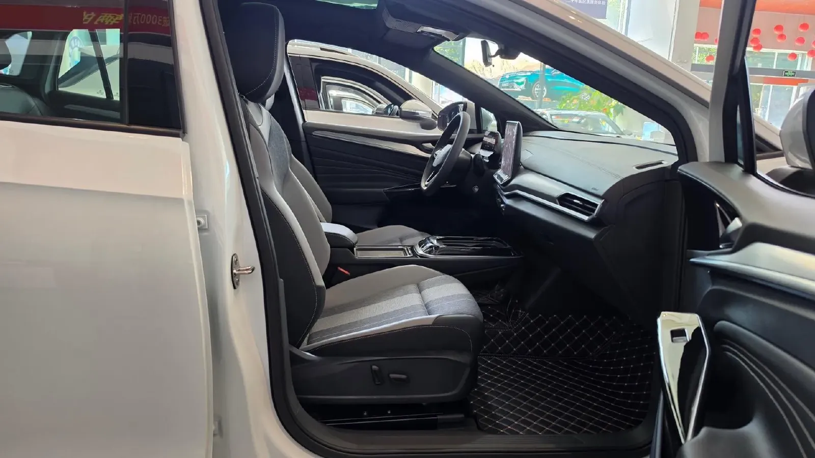 2025 Skoda Superb 2.0T 186HP L4 7DCT,autocango,china used car exporter,china ev exporter,chinese used car exporter,chinese used ev exporter