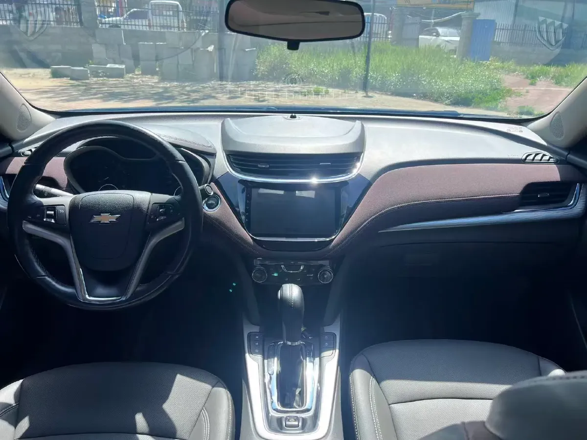 2018 Chevrolet Malibu 1.5T 170HP L4 6AT,autocango,china used car exporter,china ev exporter,chinese used car exporter,chinese used ev exporter