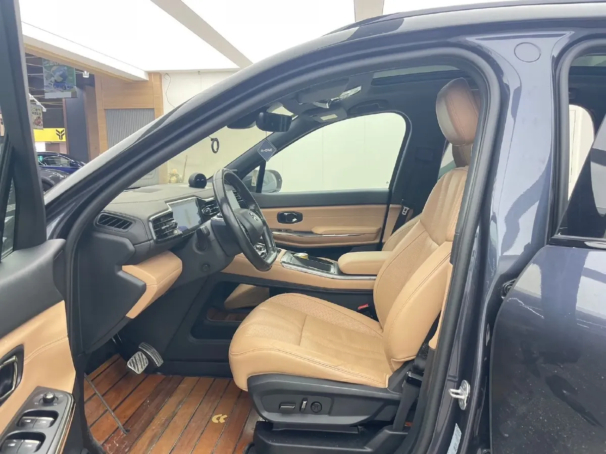 2020 NIO ES8 BEV 84KWH,autocango,china used car exporter,china ev exporter,chinese used car exporter,chinese used ev exporter