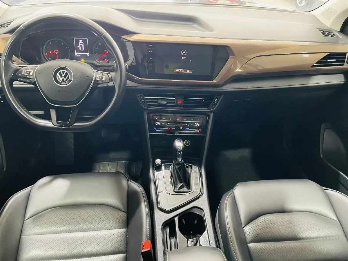 2021 Volkswagen Tharu 1.4T 150HP L4 7DCT,autocango,china used car exporter,china ev exporter,chinese used car exporter,chinese used ev exporter