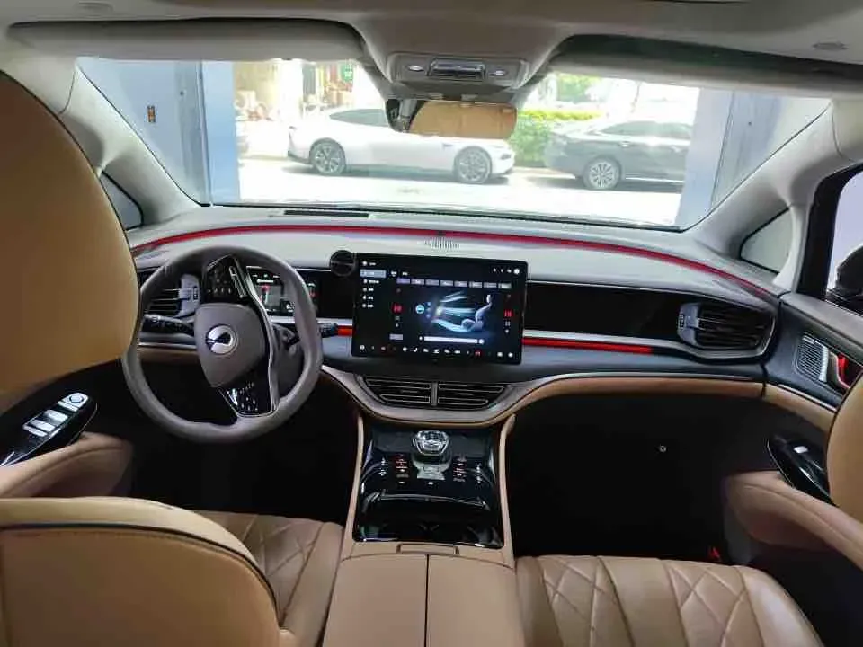 2022 Mercedes-Benz GLC Class 2.0T 197HP L4 9AT,autocango,china used car exporter,china ev exporter,chinese used car exporter,chinese used ev exporter