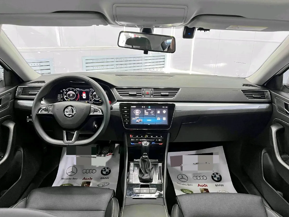 2022 Skoda Superb 1.4T 150HP L4 7DCT,autocango,china used car exporter,china ev exporter,chinese used car exporter,chinese used ev exporter