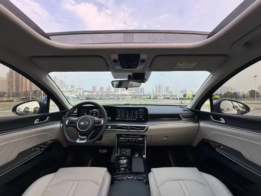 2020 Kia K5 1.5T 170HP L4 7DCT,autocango,china used car exporter,china ev exporter,chinese used car exporter,chinese used ev exporter