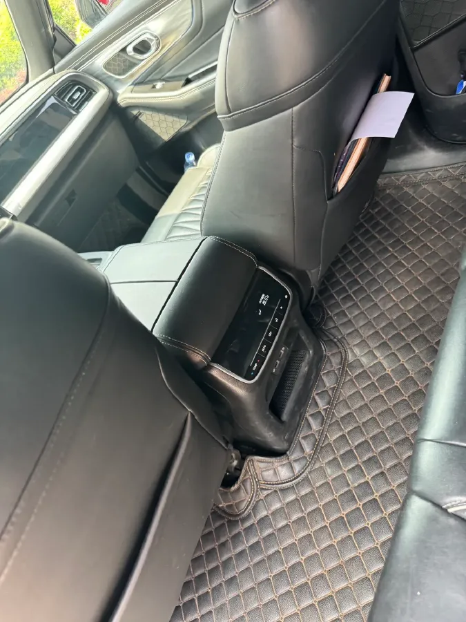 2022 GAC Trumpchi GS8 2.0T 252HP L4 8AT,autocango,china used car exporter,china ev exporter,chinese used car exporter,chinese used ev exporter