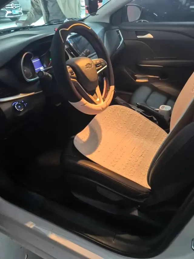 2020 Chevrolet Monza 1.0T 125HP L3 6DCT,autocango,china used car exporter,china ev exporter,chinese used car exporter,chinese used ev exporter