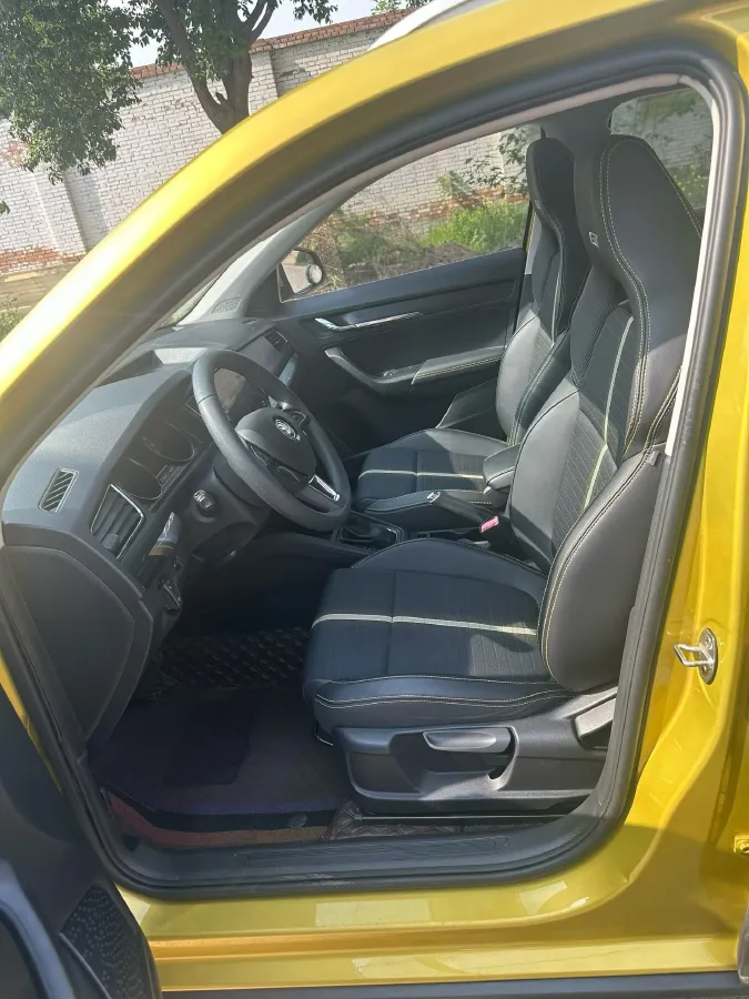 2020 Skoda Kamiq 1.2T 116HP L4 7DCT,autocango,china used car exporter,china ev exporter,chinese used car exporter,chinese used ev exporter