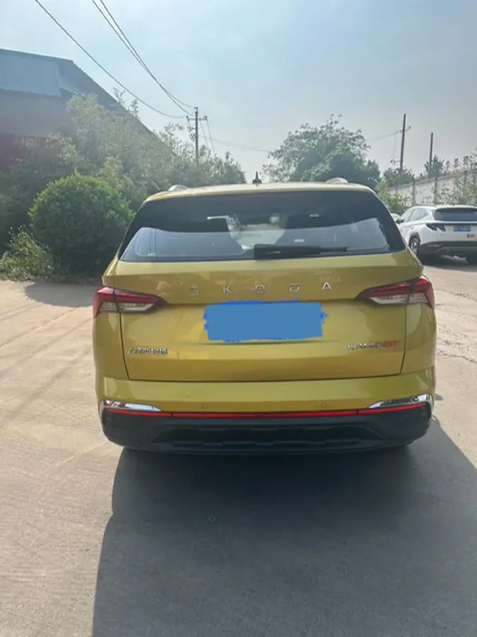 2020 Skoda Kamiq 1.2T 116HP L4 7DCT,autocango,china used car exporter,china ev exporter,chinese used car exporter,chinese used ev exporter