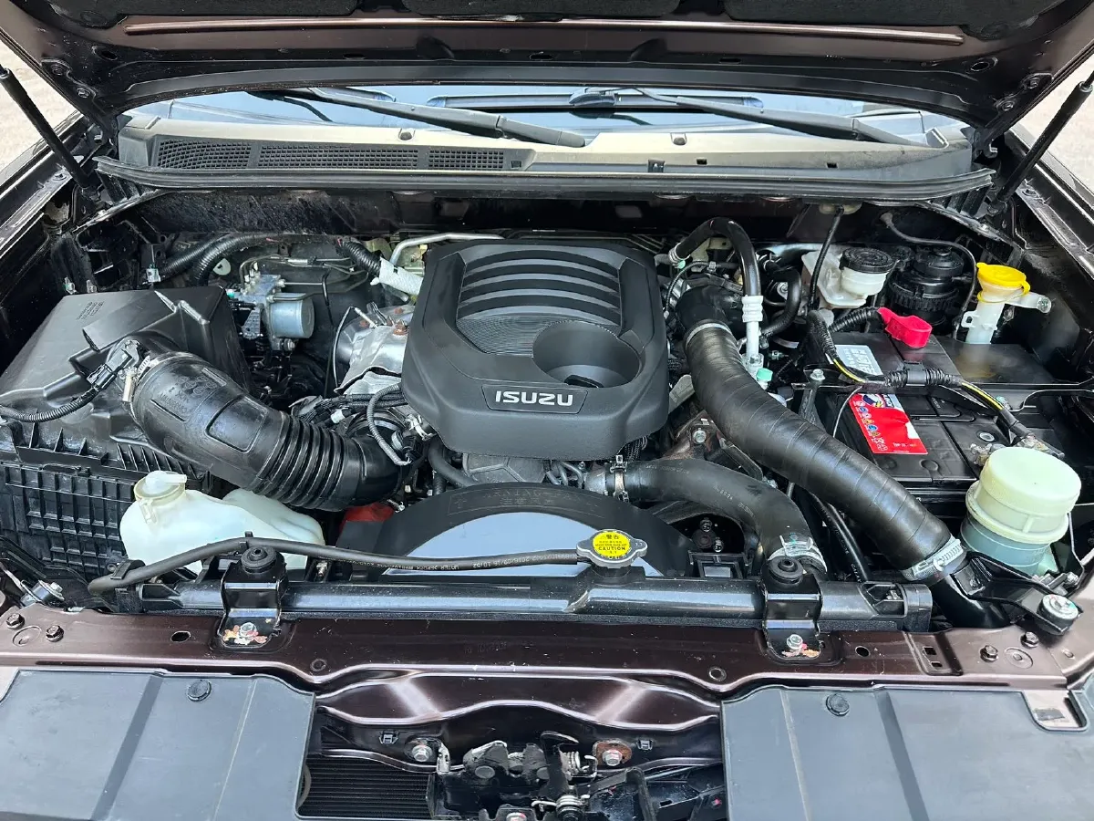 2018 Isuzu Mu-X 1.9T 163HP L4 6AT,autocango,china used car exporter,china ev exporter,chinese used car exporter,chinese used ev exporter