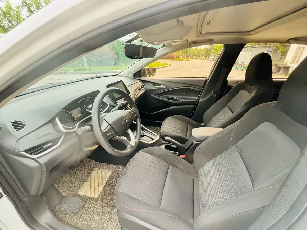 2020 Chevrolet Cavalier 1.0T 125HP L3 6AT,autocango,china used car exporter,china ev exporter,chinese used car exporter,chinese used ev exporter