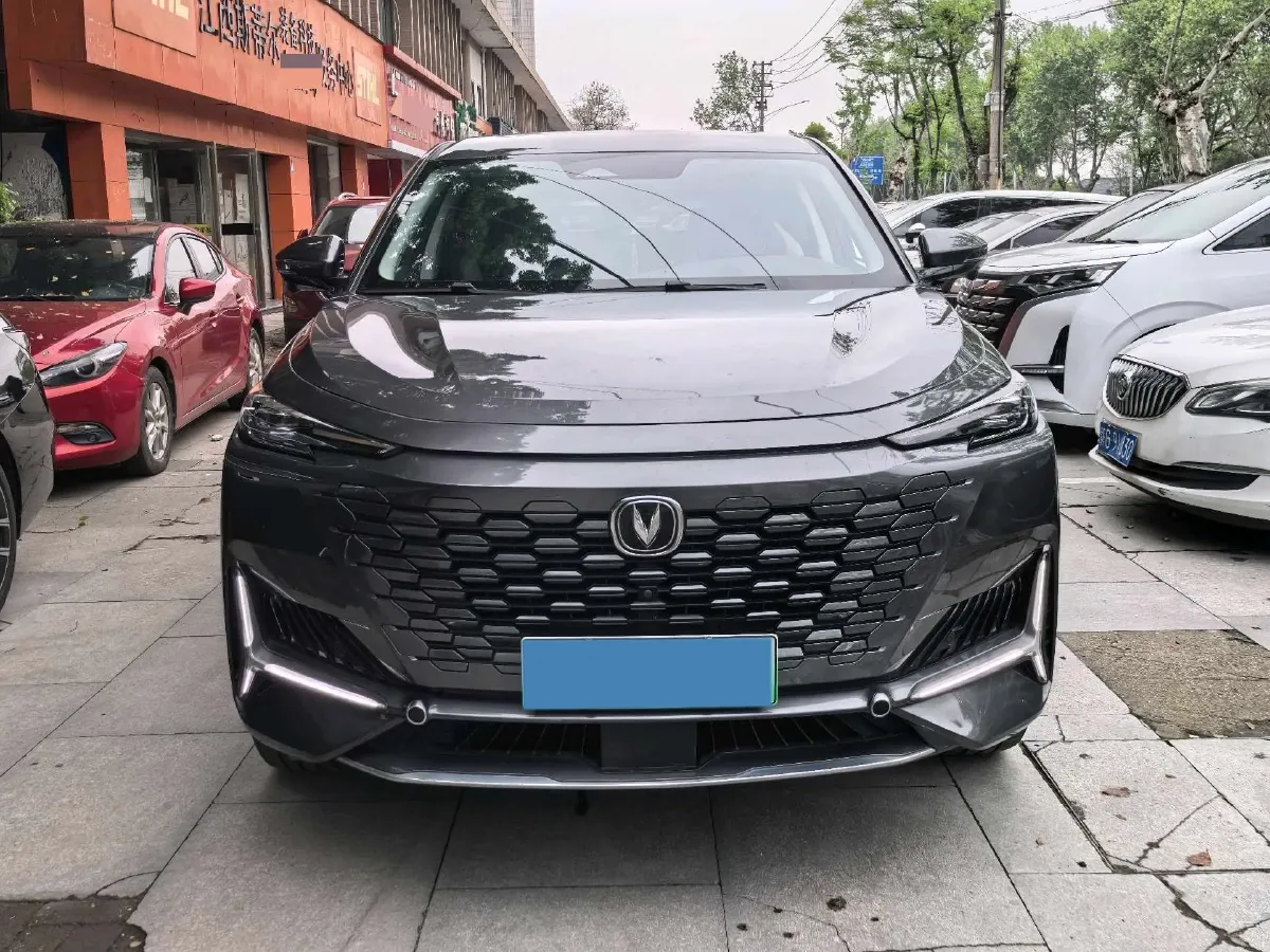 2022 Chevrolet Menlo BEV 61.1KWH,autocango,china used car exporter,china ev exporter,chinese used car exporter,chinese used ev exporter