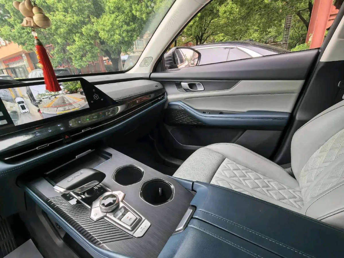 2022 Chevrolet Menlo BEV 61.1KWH,autocango,china used car exporter,china ev exporter,chinese used car exporter,chinese used ev exporter