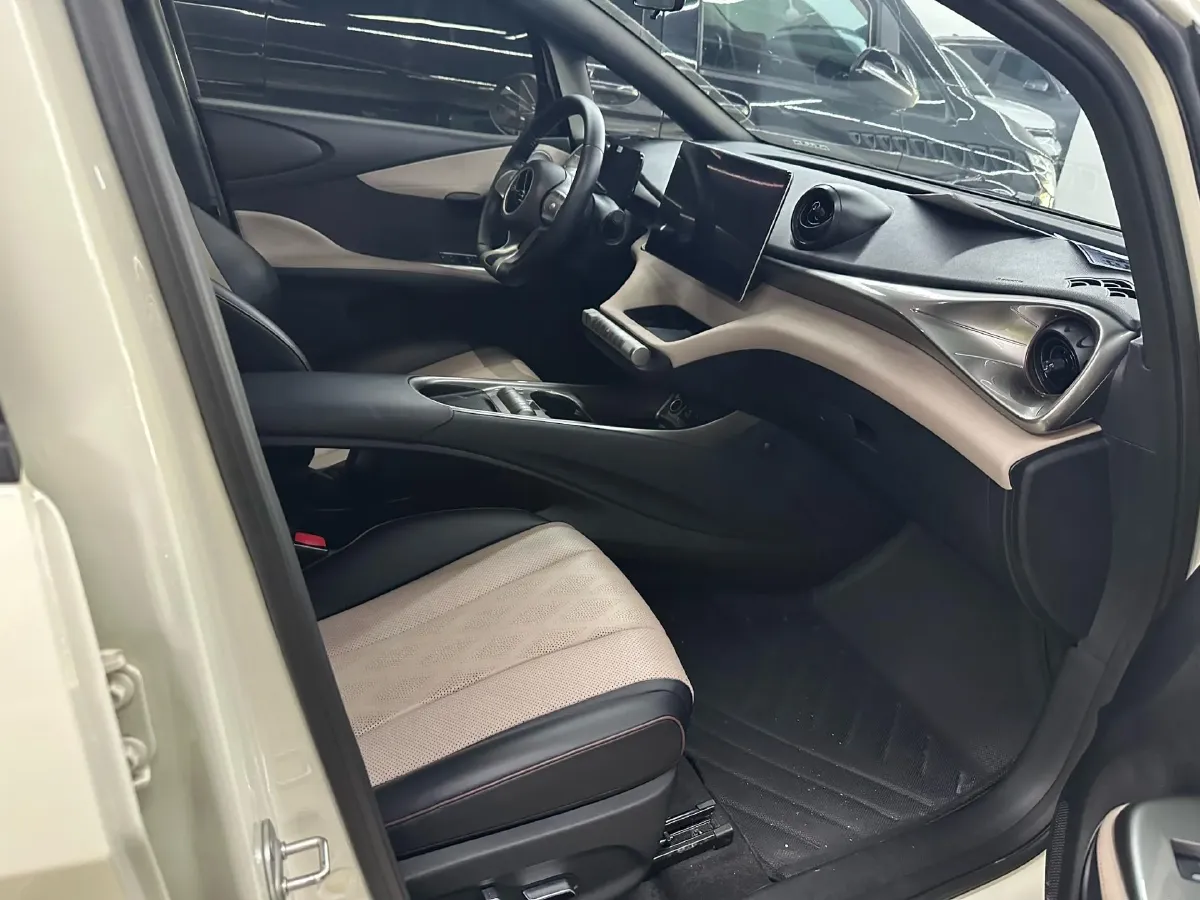 2024 BYD Dolphin BEV 44.928KWH,autocango,china used car exporter,china ev exporter,chinese used car exporter,chinese used ev exporter