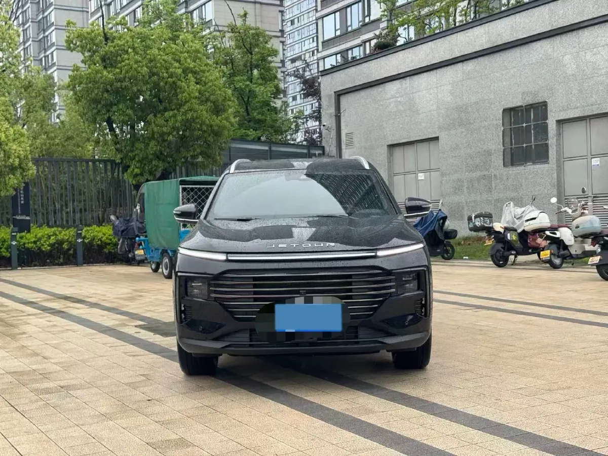2025 Jetour X70 Plus 1.5T 184HP L4 7DCT,autocango,china used car exporter,china ev exporter,chinese used car exporter,chinese used ev exporter