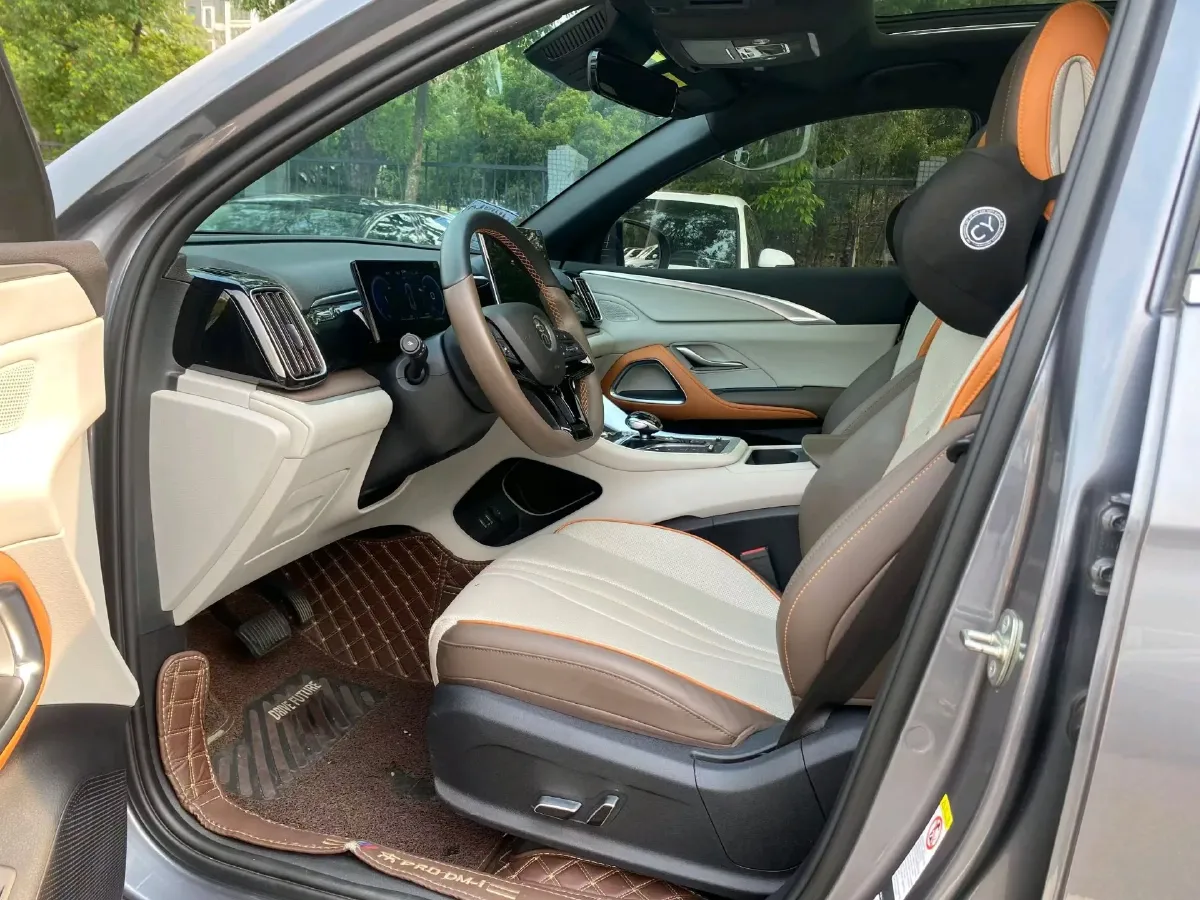 2022 LYNK&CO 03 1.5T 180HP L3 7DCT,autocango,china used car exporter,china ev exporter,chinese used car exporter,chinese used ev exporter