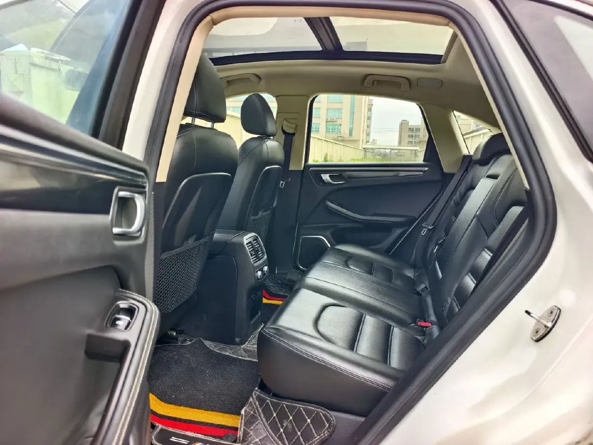 2017 Zotye SR9 2.0T 190HP L4 6DCT,autocango,china used car exporter,china ev exporter,chinese used car exporter,chinese used ev exporter