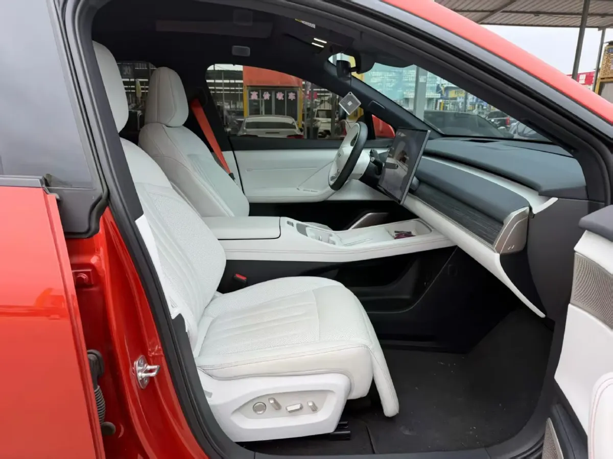 2024 ONVO L60 BEV 60KWH,autocango,china used car exporter,china ev exporter,chinese used car exporter,chinese used ev exporter