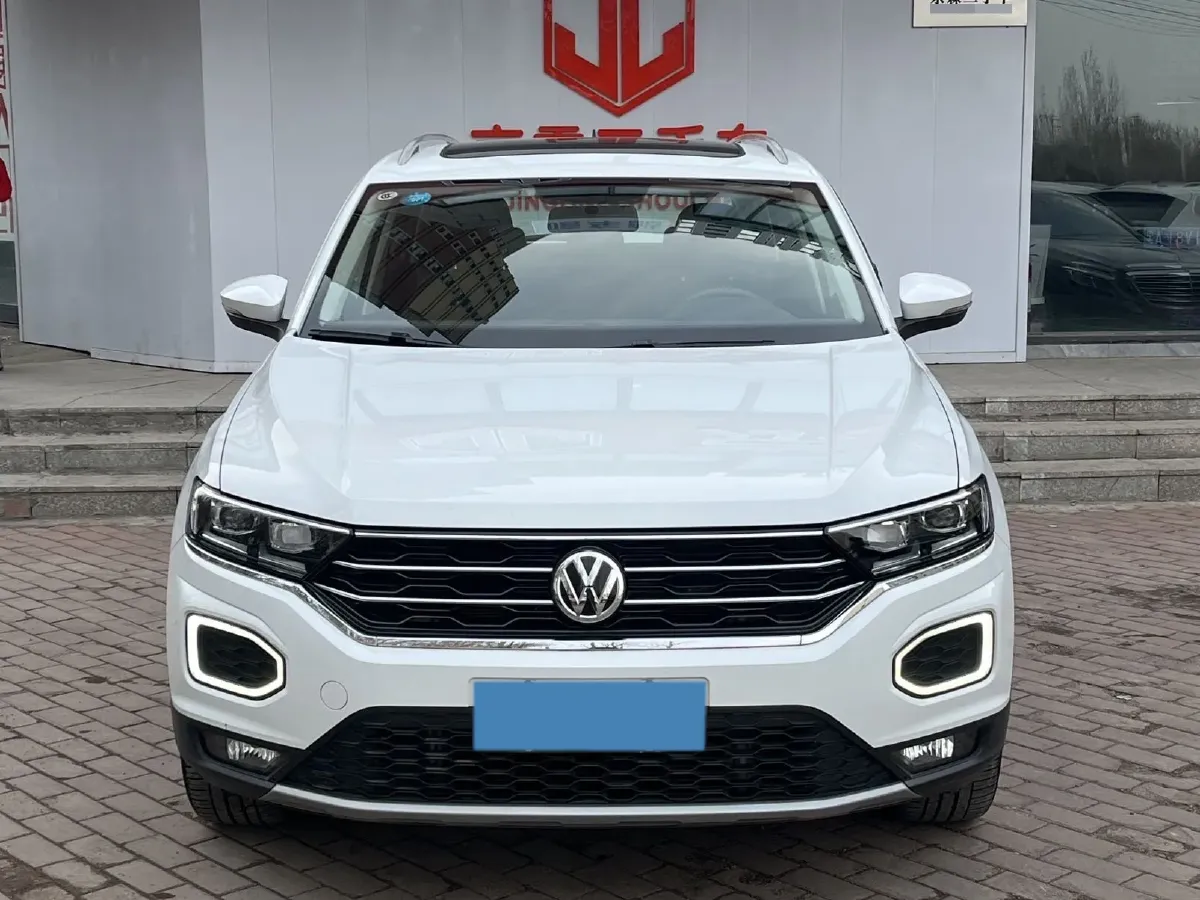2019 Volkswagen T-Roc 1.4T 150HP L4 7DCT,autocango,china used car exporter,china ev exporter,chinese used car exporter,chinese used ev exporter