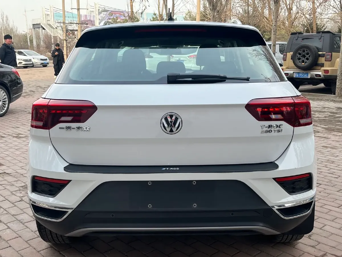 2019 Volkswagen T-Roc 1.4T 150HP L4 7DCT,autocango,china used car exporter,china ev exporter,chinese used car exporter,chinese used ev exporter