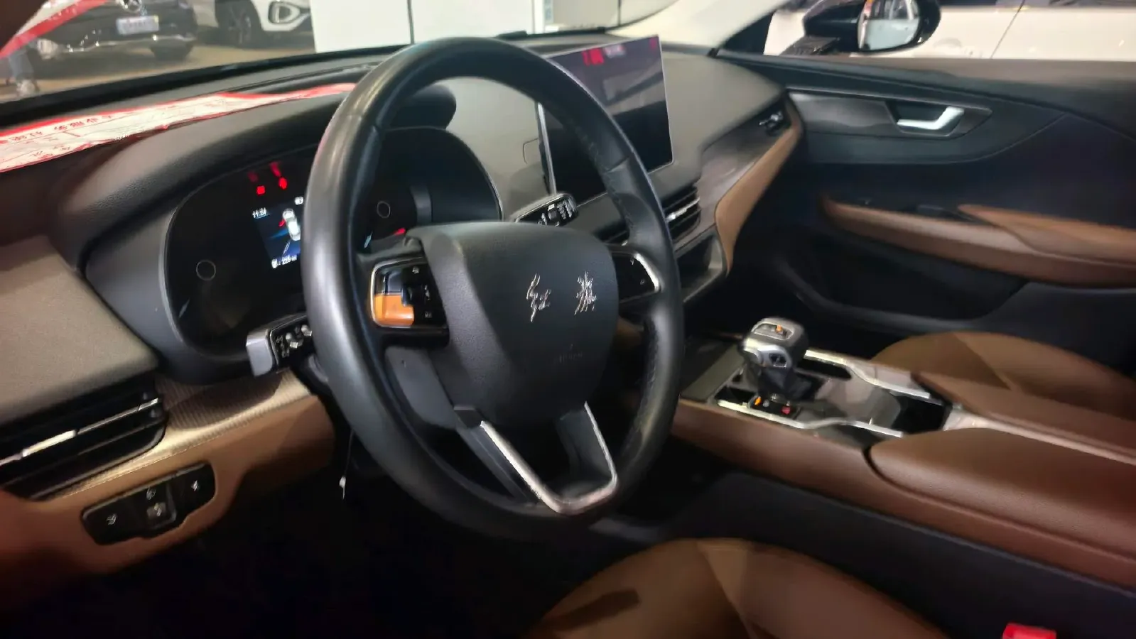 2022 HongQi E-QM5 BEV 56KWH,autocango,china used car exporter,china ev exporter,chinese used car exporter,chinese used ev exporter