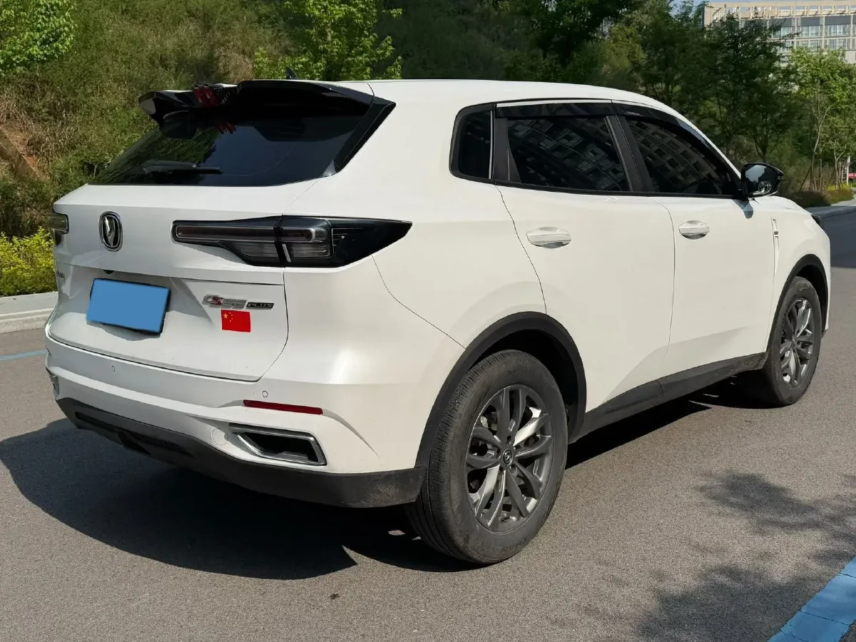 2022 ChangAn UNI-V 1.5T 188HP L4 7DCT,autocango,china used car exporter,china ev exporter,chinese used car exporter,chinese used ev exporter