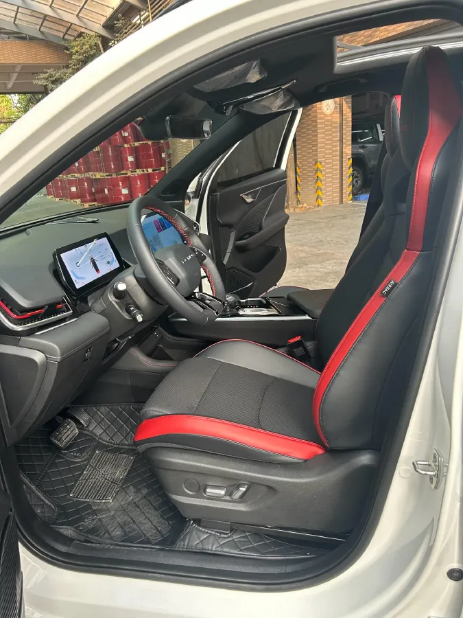 2022 BeiJing Auto Rubik 1.5T 188HP L4 7DCT,autocango,china used car exporter,china ev exporter,chinese used car exporter,chinese used ev exporter