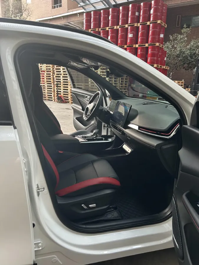 2022 BeiJing Auto Rubik 1.5T 188HP L4 7DCT,autocango,china used car exporter,china ev exporter,chinese used car exporter,chinese used ev exporter