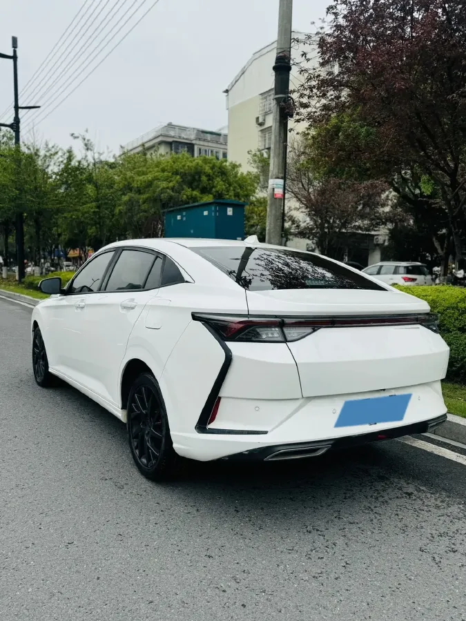 2020 DongFeng Aeolus YiXuan 1.5T 150HP L4 6DCT,autocango,china used car exporter,china ev exporter,chinese used car exporter,chinese used ev exporter