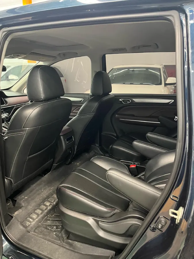 2023 GAC Trumpchi M6 1.5T 177HP L4 7DCT,autocango,china used car exporter,china ev exporter,chinese used car exporter,chinese used ev exporter