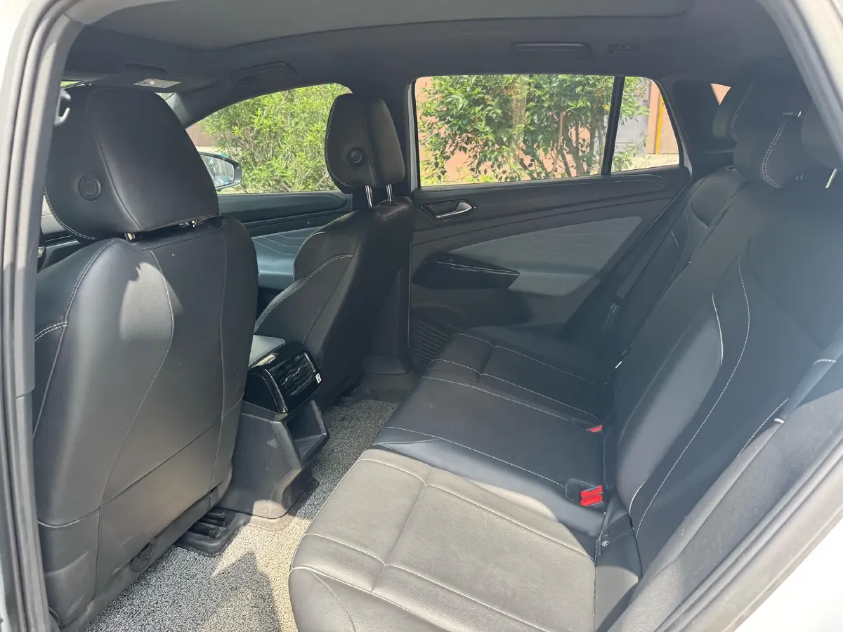 2021 Volkswagen ID.4 Crozz BEV 84.8KWH,autocango,china used car exporter,china ev exporter,chinese used car exporter,chinese used ev exporter