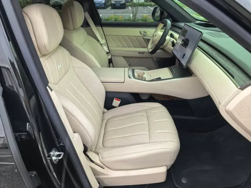 2025 ONVO L90 BEV,autocango,china used car exporter,china ev exporter,chinese used car exporter,chinese used ev exporter