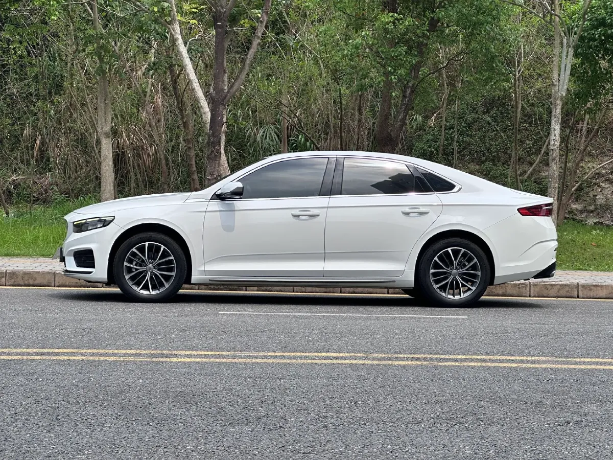 2021 Geely Preface 2.0T 190HP L4 7DCT,autocango,china used car exporter,china ev exporter,chinese used car exporter,chinese used ev exporter