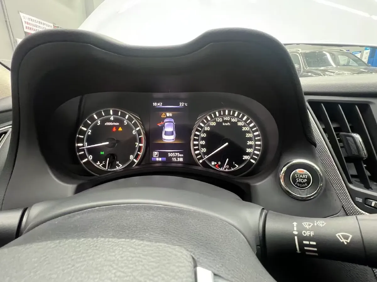 2018 Jeep Grand Commander 2.0T 265HP L4 9AT,autocango,china used car exporter,china ev exporter,chinese used car exporter,chinese used ev exporter