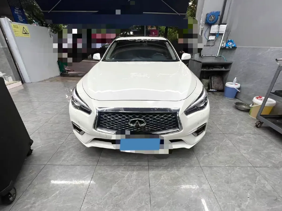 2018 Jeep Grand Commander 2.0T 265HP L4 9AT,autocango,china used car exporter,china ev exporter,chinese used car exporter,chinese used ev exporter