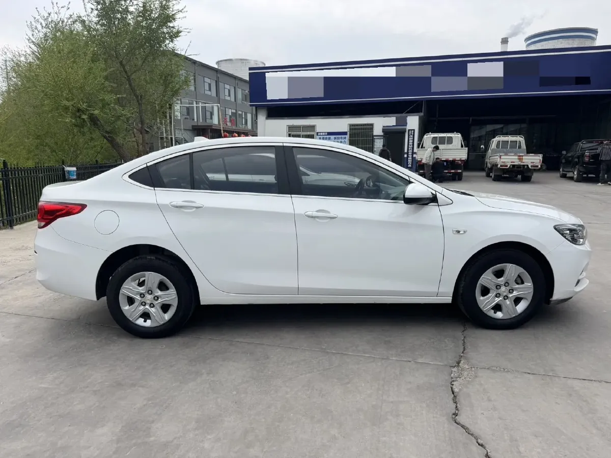 2019 Chevrolet Cavalier 1.5L 113HP L4 5MT,autocango,china used car exporter,china ev exporter,chinese used car exporter,chinese used ev exporter