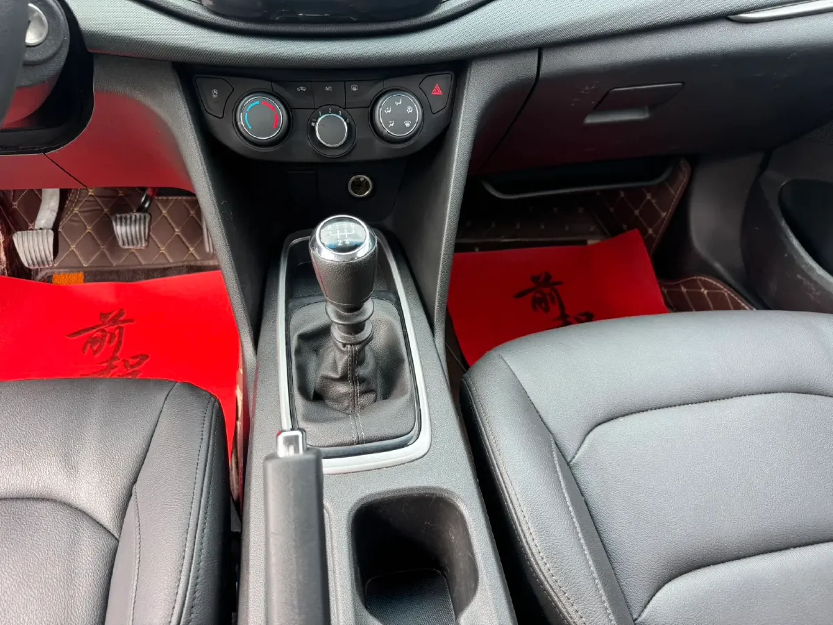 2019 Chevrolet Cavalier 1.5L 113HP L4 5MT,autocango,china used car exporter,china ev exporter,chinese used car exporter,chinese used ev exporter