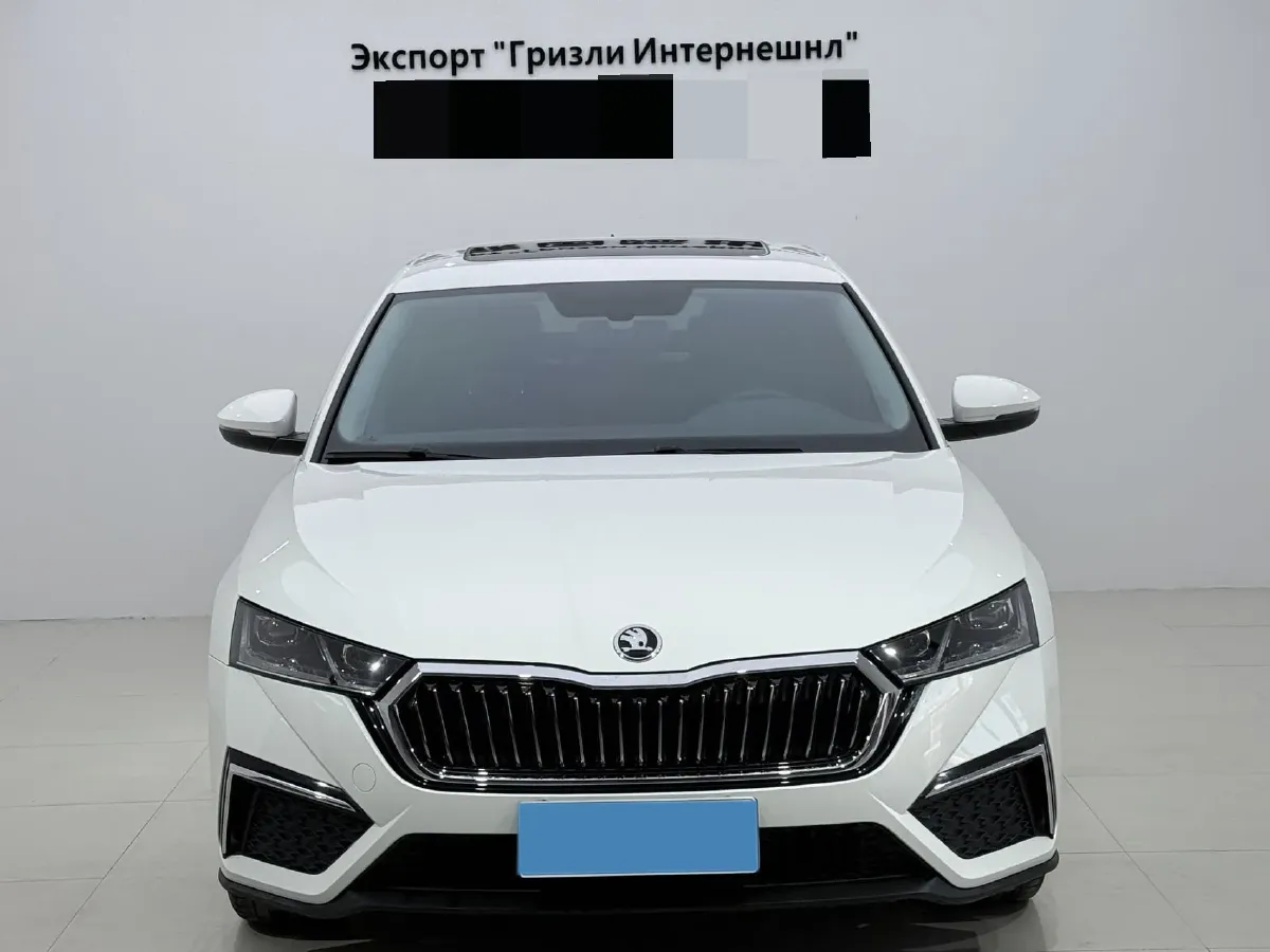 2021 Skoda Octavia 1.4T 150HP L4 7DCT,autocango,china used car exporter,china ev exporter,chinese used car exporter,chinese used ev exporter