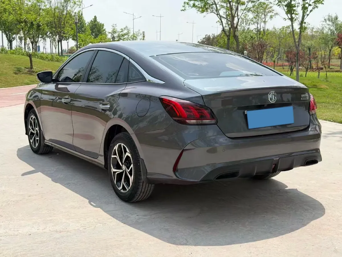 2023 MG 5 1.5L 129HP L4 5MT,autocango,china used car exporter,china ev exporter,chinese used car exporter,chinese used ev exporter