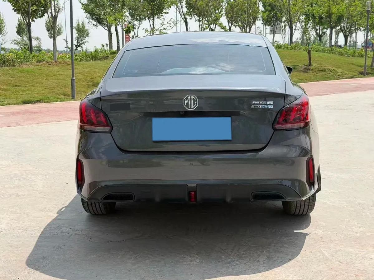 2023 MG 5 1.5L 129HP L4 5MT,autocango,china used car exporter,china ev exporter,chinese used car exporter,chinese used ev exporter
